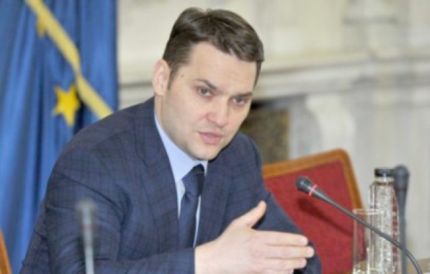 Ministrul Şova vine la Constanţa: va vizita Portul şi va discuta despre construcţia ecluzei din Mamaia